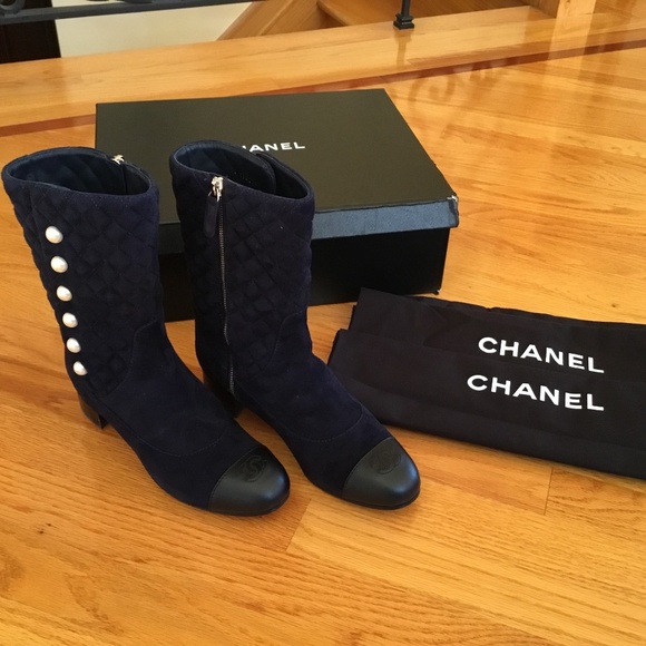 CHANEL HIGH BOOTS EXCELLENT CONDITION - Picture 1 of 7